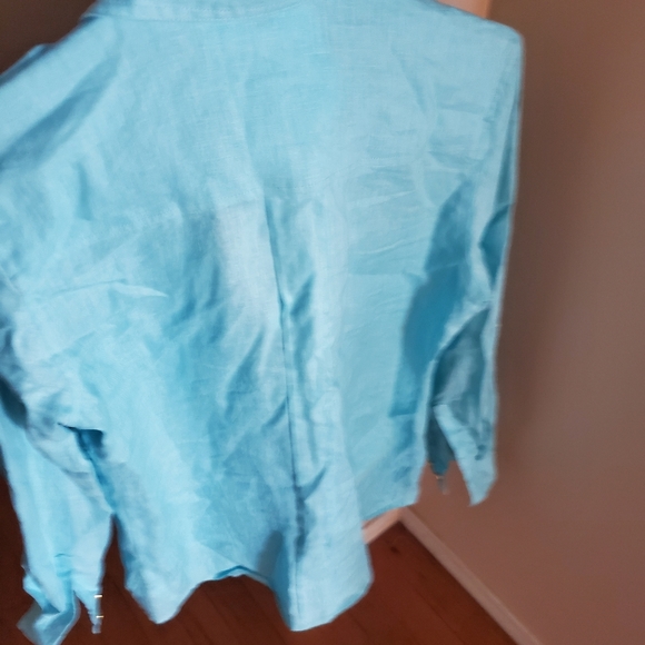 100% turquoise blue linen female shirt. - Picture 6 of 7